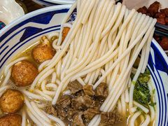 -鑫花溪牛肉米粉(凤凰街创始总店)