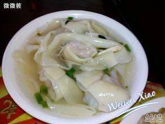 三鲜馄饨-王興記(中山路店)