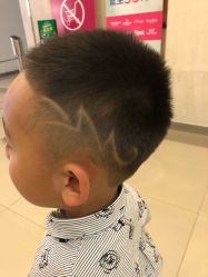 -Mini Me儿童美发王国(友好时尚购物城店)