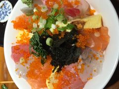 -晶吉·居酒屋·烧鸟·生鱼饭(中山区民主广场店)