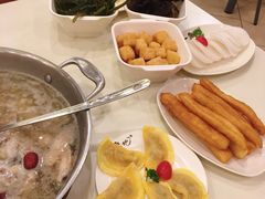 -一席地·本地鸡窝·杭帮鸡火锅(萧山银隆百货店)