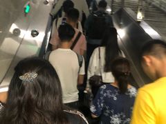 -红土地(地铁站)