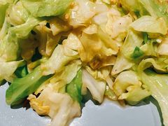 手撕圆白菜-懒人盐府人家(航天桥店)