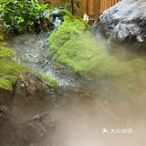 武汉市东湖新技术开发区光谷大道与关南园一路交汇处