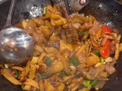 -富正毅三下锅(体育馆店)