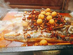 -夯鱼烤鱼·尔滨地标美食(中央商场店)