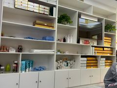 -郑远元专业修脚房(国顺东路店)