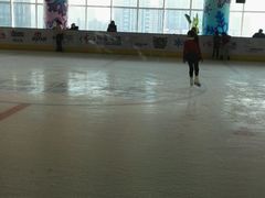-冠军冰场CHAMPION RINK(百联又一城店)