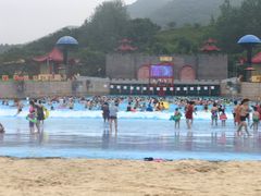 -汤山欢乐水世界