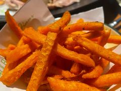 -JINNS锦时 steak&pizza(浸信会礼拜堂旧址店)