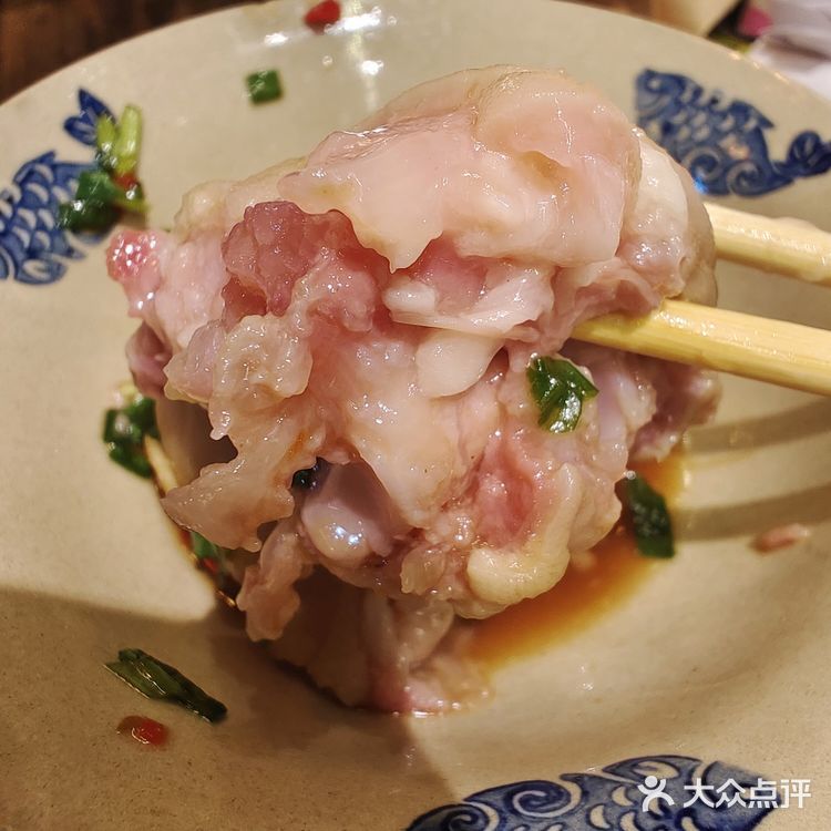 无名蹄花，藏于建设路美食街的巷子里