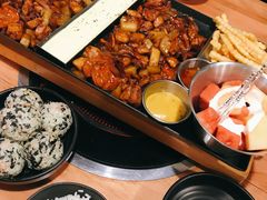 金枪鱼手抓饭-肥肥虾庄·金牌油焖大虾(杨园滨江时代walk店)