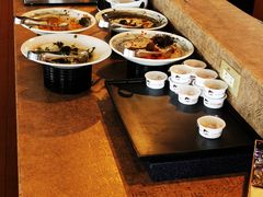 -Rizzan Sea Park Hotel Tancha Bay室内游泳池