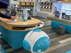 -百盛(万象城店)