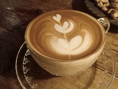 卡布奇诺-BUND·FIVE外滩5号(天际店)