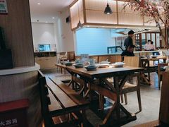 -蜜桃餐厅·伴山(湖滨商业街店)