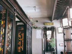 -贝勒爷·酥不腻烤鸭