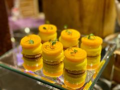 -广州万富希尔顿酒店·感趣自助餐厅·金秋蟹宴生蚝海鲜刺身