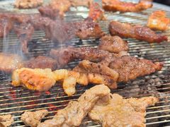 -青瓦餐厅·生鱼片·韩园烤肉(西塔店)