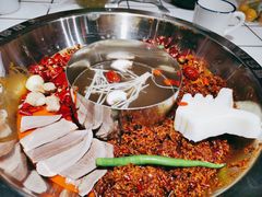 -贤合庄卤味火锅(时代广场店)