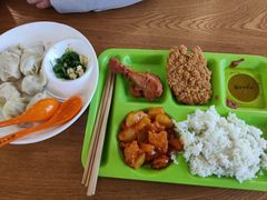 -同济大学本部学苑饮食广场