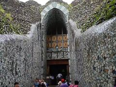 -ခြောက်ထပ်ကြီးရွှေသာလျောင်းဘုရားကြီး