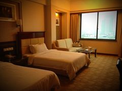 豪华双人房-华海酒店(茂名高铁站店)