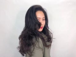 -BULB STUDIO 巴柏明星发型工作室