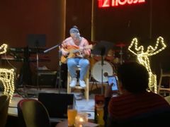 -TZ House音乐现场(来福士中心店)