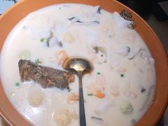 -佬麻雀·新湘菜(珠海金发购物中心店)