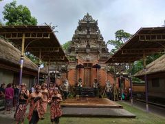 -Warung Babi Guling Ibu Oka 3