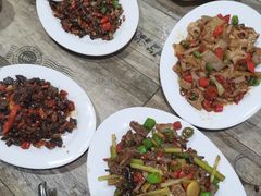 -南雄雄州土菜餐厅(粤北大厦店)
