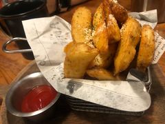 -I HOLIC艾豪丽披萨(KKone店)