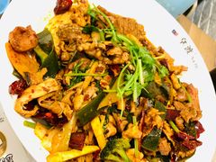-拿渡·水煮鱼麻辣香锅(王府井奥莱·香江小镇店)