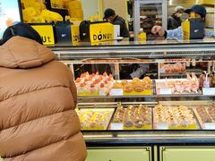 -85度C(生甜甜圈研究工坊·上海松江人民北路店)