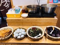 -老前童小吃(北明程路店)