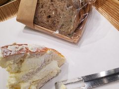 乳酪面包-巴黎贝甜(龙之梦购物中心虹口店)