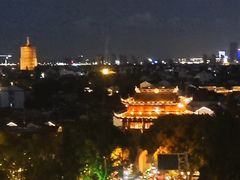 -顽啤熊·酒客酒馆(苏城夜景必选店)