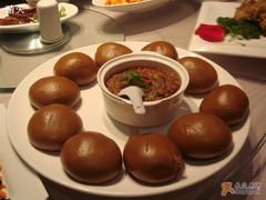 好像叫荞麦什么的,饼不错,夹的东西还是咸-外婆家(杭州马塍店·杭帮菜名店)