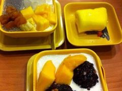 -满记甜品(巴黎春天宝山店)