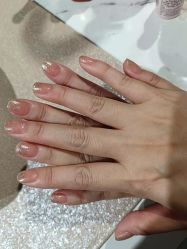 -俪颜·美甲美睫