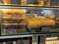 -白玉兰食品甜凤店(合生汇店)