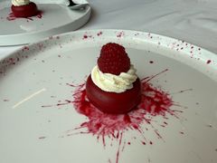 -云厨·高空西餐厅(成都瑯珀·凯悦臻选酒店)