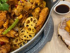 招牌悦蓉牛蛙干锅-精悦蓉(松江万达广场店)