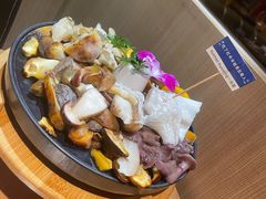 -一朵菌·野生菌探索家火锅(南亚店)