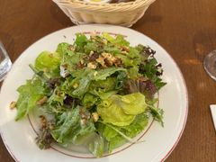 田园蔬菜核桃沙律配芥末油醋汁-Entrecôte 法国牛扒馆(保利·时光里店)