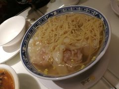 招牌鲜虾云吞面-新大咀港式茶餐厅(宝山万达店)