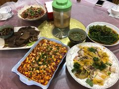 -洪霞餐馆