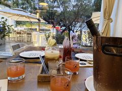 -Mark&Mars Restaurant