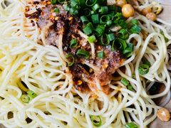 -老鼎万春卤菜(五代传承创始老店)